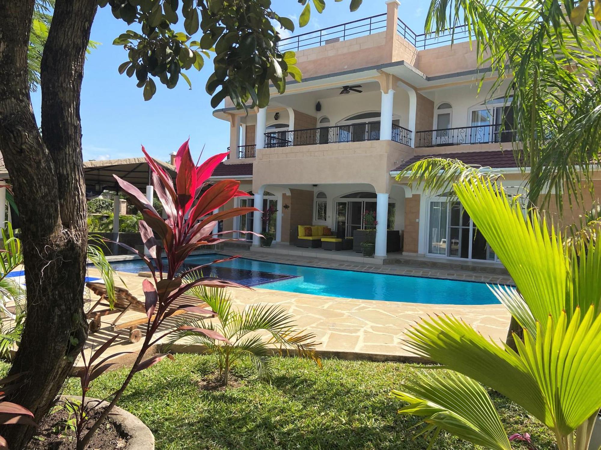 Barracuda House Villa Diani Beach Buitenkant foto